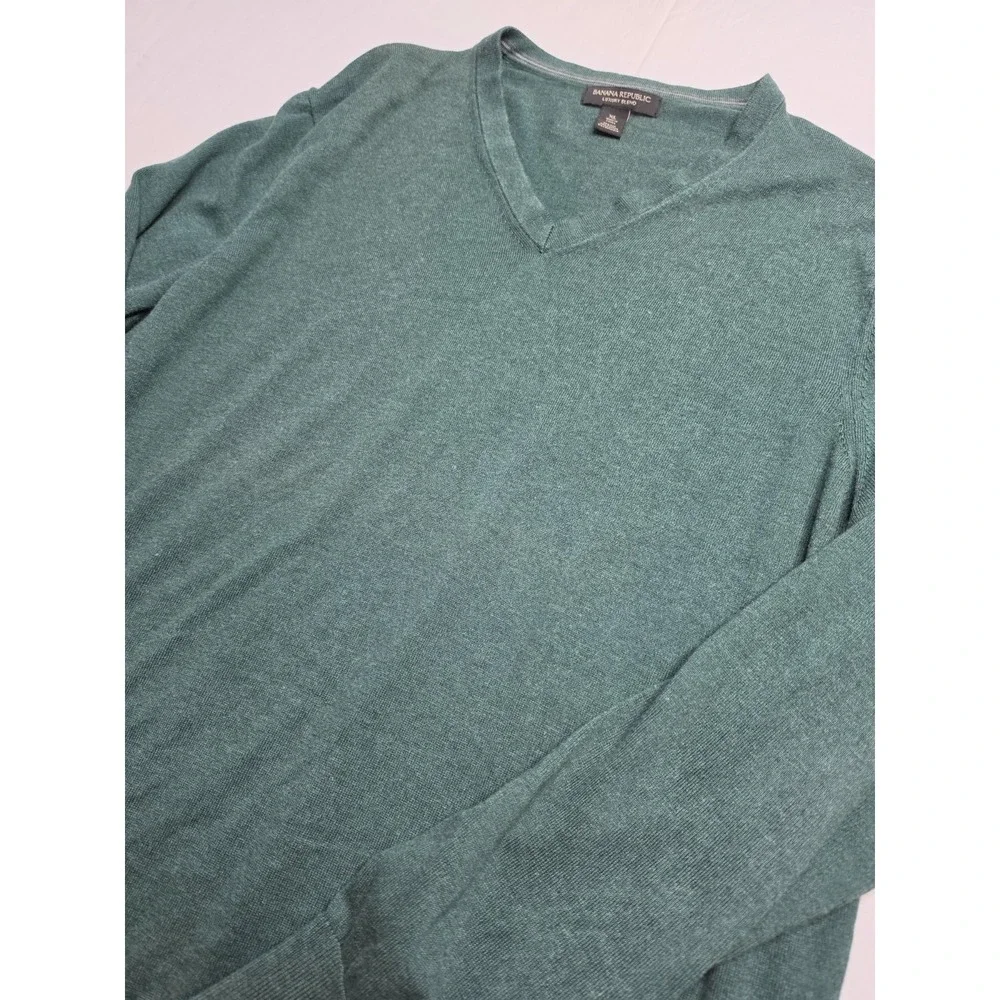 Banana Republic Luxury Blend Sweater Men's XL Green Knitted V-Neck Warm Wear